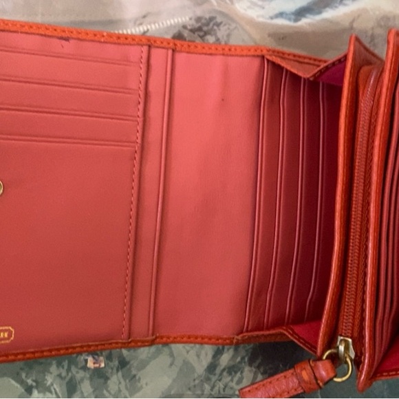 Vintage Coach loaded bi-fold wallet. 10 cc slots + zip pocket +7 slip pockets - Picture 4 of 6